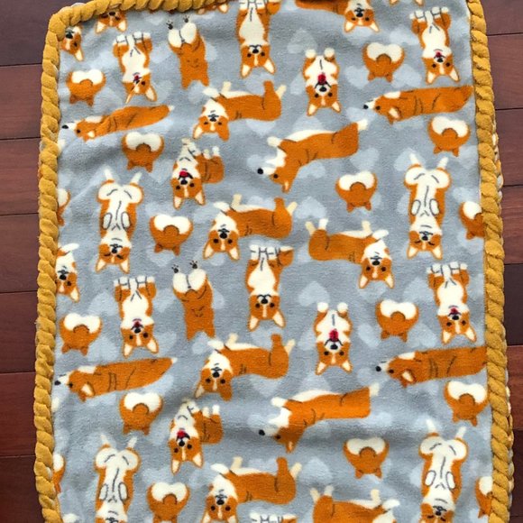 Corgi Small Dog or Cat Blanket Throw for shopping cart soft handmade braided e… - Picture 4 of 7